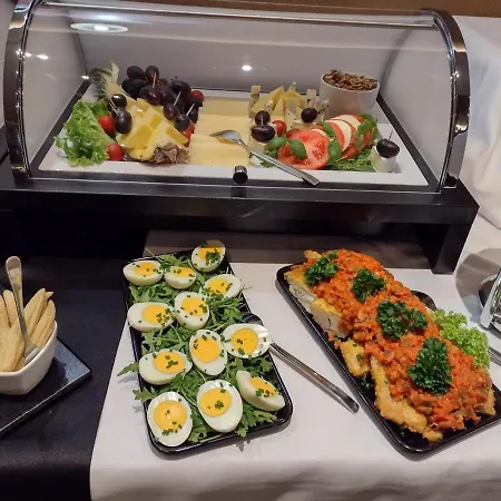 Hotel Złote Arkady Częstochowa Zewnętrze zdjęcie